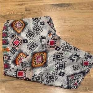 Geometric Patterned Scarf